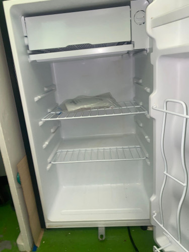 Imperial Frost Office And Hotel Refrigerator 