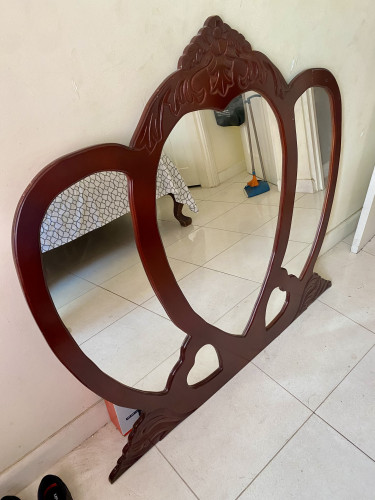 Dresser Mirror In Dark Brown Wood Design