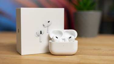 Apple AirPods Pro 2 With Box 