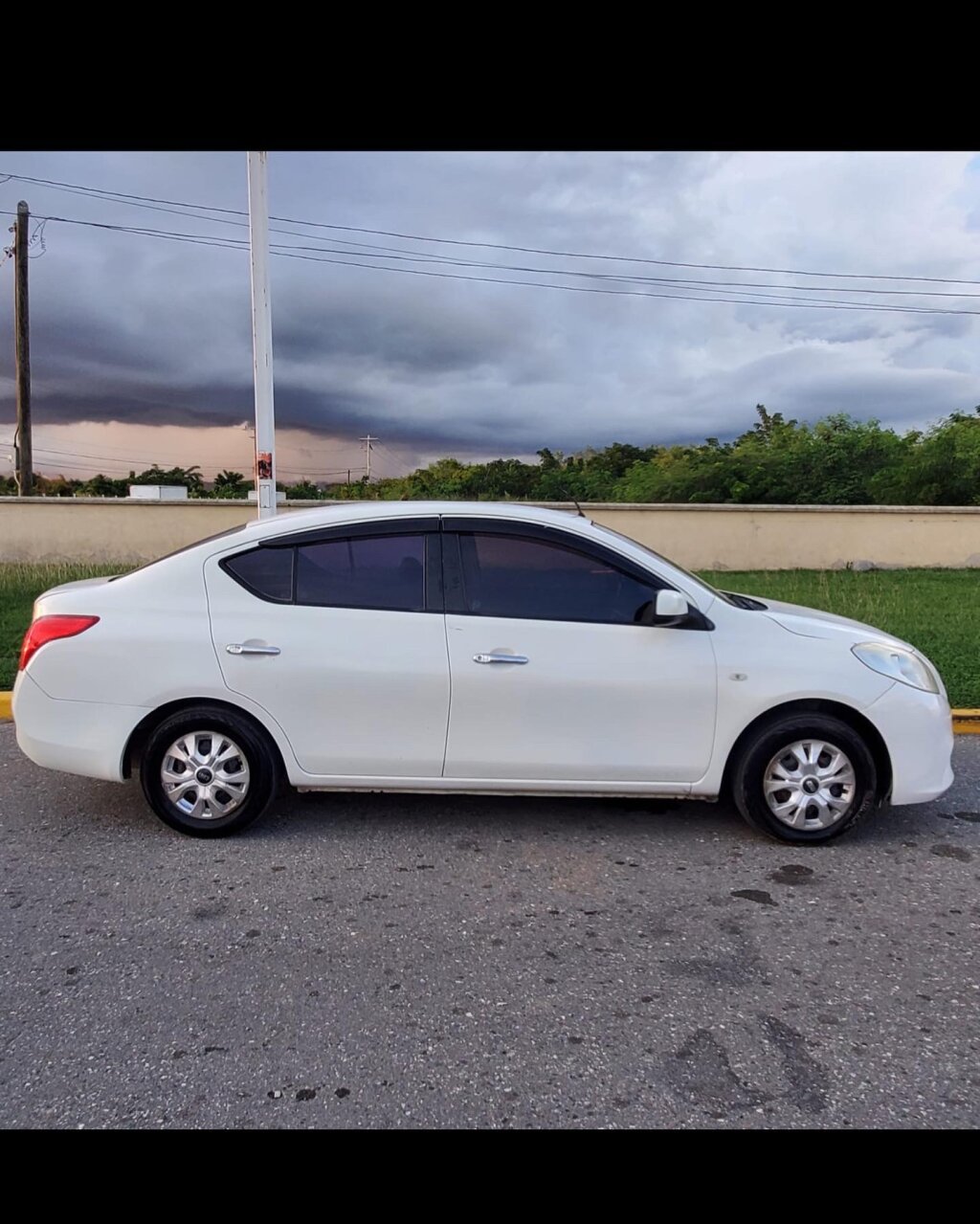 For Sale: 2014 Nissan Latio - Spanish Town