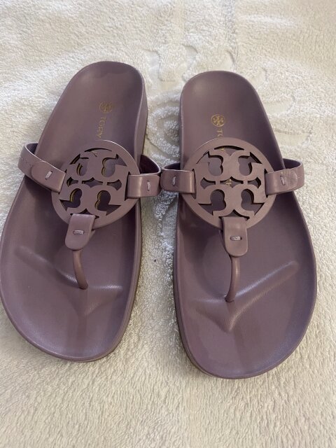 Tory Burch Cloud  Size Seven And Half