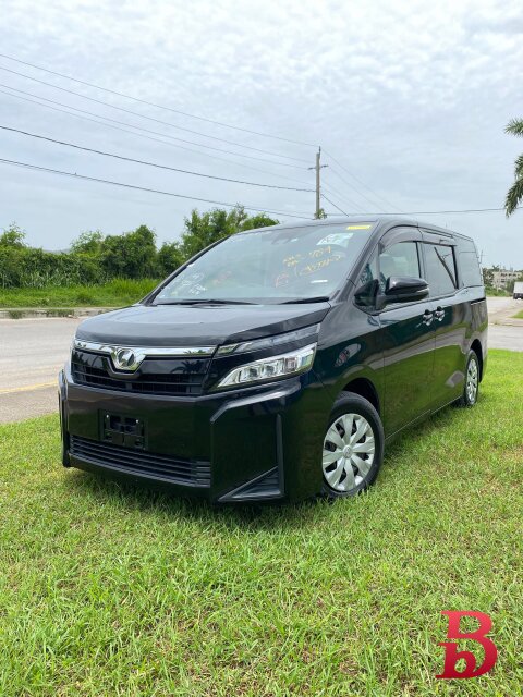2018 Toyota Voxy Nice And Clean