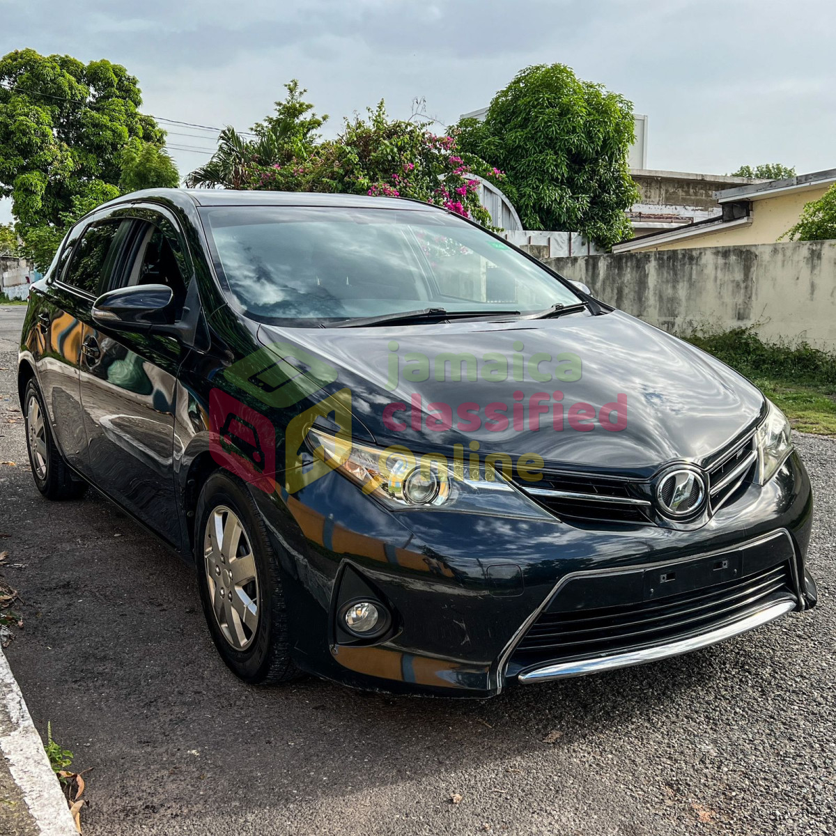 For Sale: 2013 Toyota Auris - Hagley Park Road