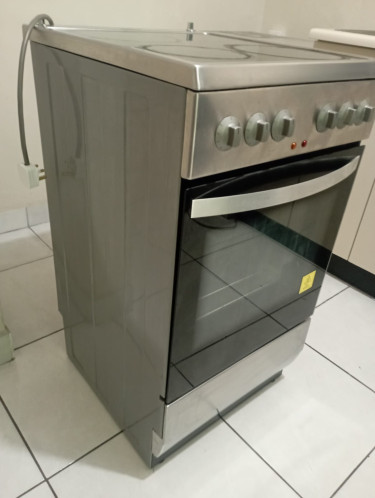 Electric Stove For Sale (4 Burners)