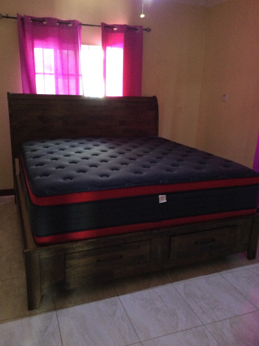Solid Wood King Size Bedframe And Mattress