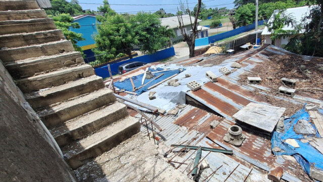 Three Storey Unfinished 6 Bedroom House