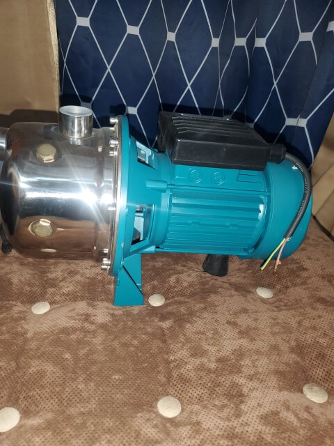 Brand New 1 Hp Water Pump With Display Controls