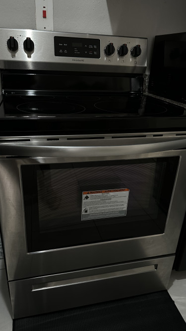 Frigidaire 30 Inch Electric Stove