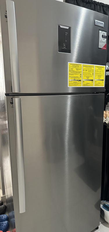 Frigidaire 16 Cu Ft Stainless Steel Refrigerator