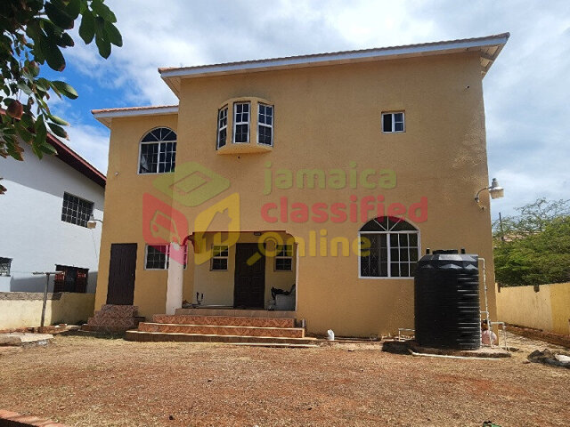 4 Bedroom Topaz Close, Hellshire