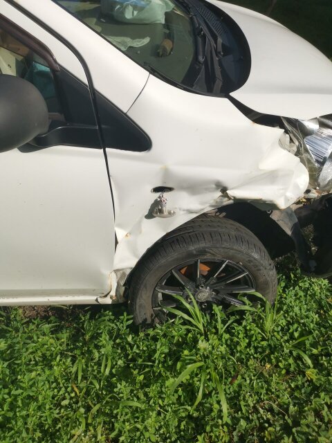 Damaged 2014 Suzuki Alto