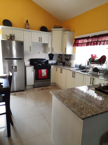 2 Bedroom Furnished, Caymanas Estates