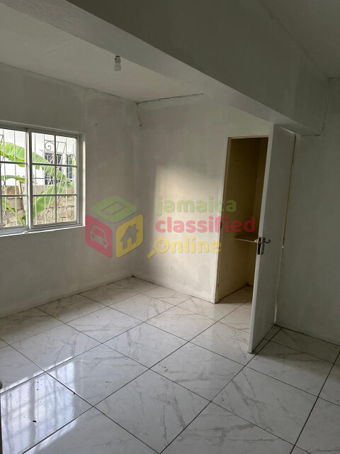1 Bedroom For Rent