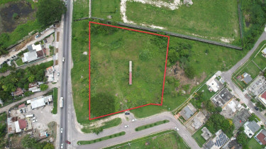 Land For Sale In Spanish Town 1.65 Acres