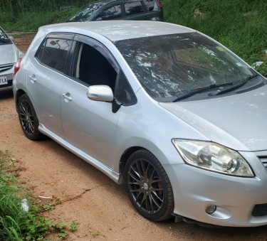 2010 Toyota Auris