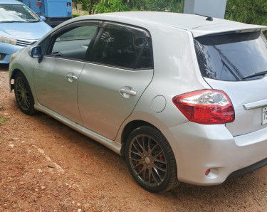 2010 Toyota Auris