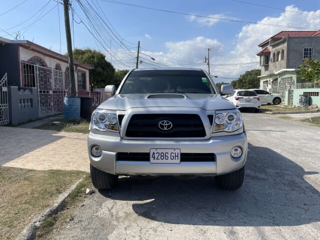 2005 Toyoya Tacoma