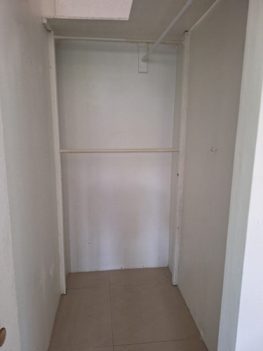 1 Bedroom 1 Bath Apt, Own JPS Meter,