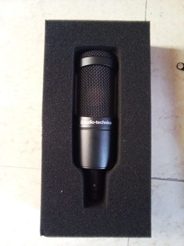 Audio-Technica AT2035 Cardioid Condenser Mic