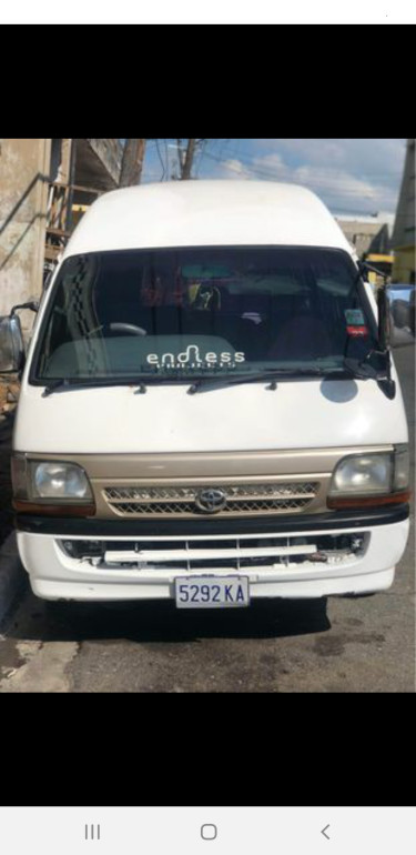 1999 Toyota Hiace 