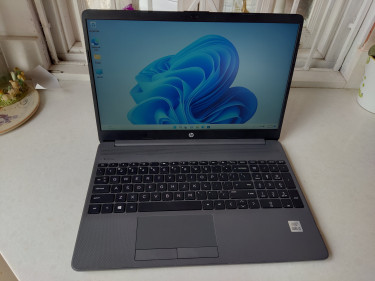 HP 250 G8 Laptop I3 10th Gen 256gb Ssd