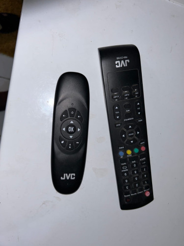 JVC 32