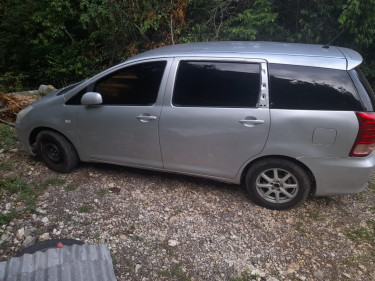 2006 Toyota Wish 