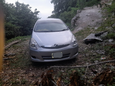 2006 Toyota Wish 