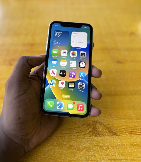 128gb Apple IPhone XR