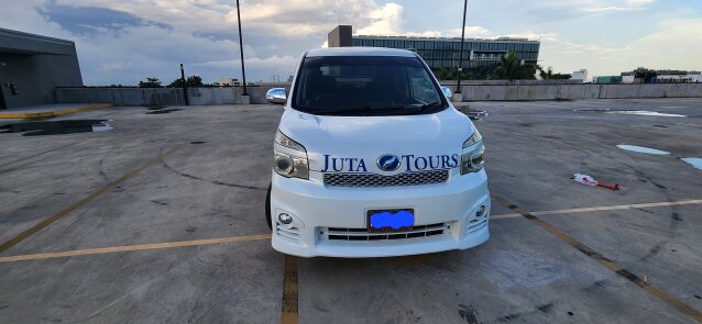 2012 Toyota Voxy Fully Loaded