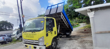 2010 Isuzu Truck With Manual Gear Box