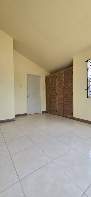 2 Bedrooms, 1 Bathroom For Rent