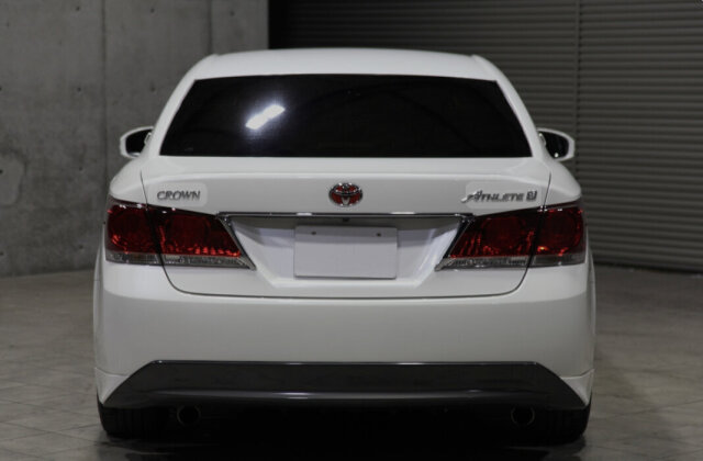 2016 Toyota Crown G