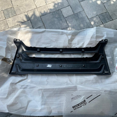 HIACE MODELLISTA GRILL  OEM