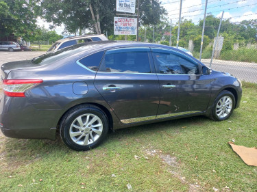 2013 Nissan Sylphy  (Female Driven)18765478250  