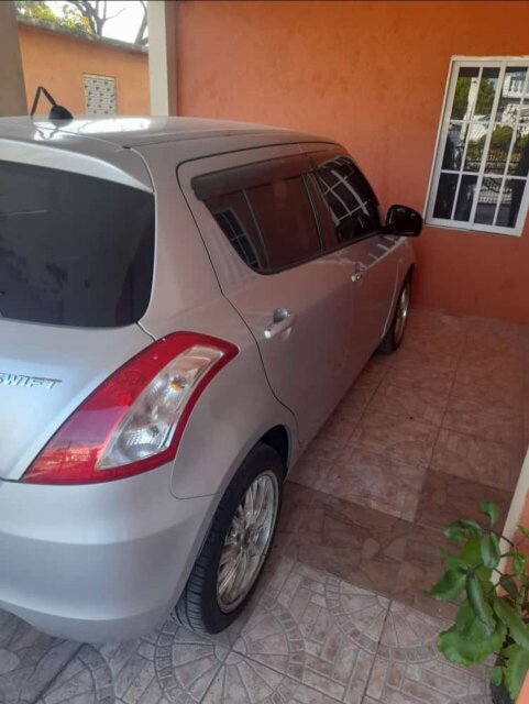 2011 Suzuki Swift