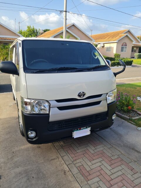 2017 Toyota Hiace Buses Caribbean Estates Portmore