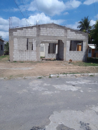 3 Bedroom Partially Complete House