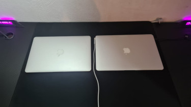 Apple MacBook Air Intel I5 CPU, 4GB Ram, 128GB SSD