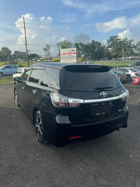 2015 TOYOTA WISH S ??