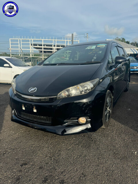 2015 TOYOTA WISH S ??