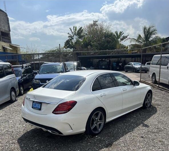 2018 Mercedes Benz C220