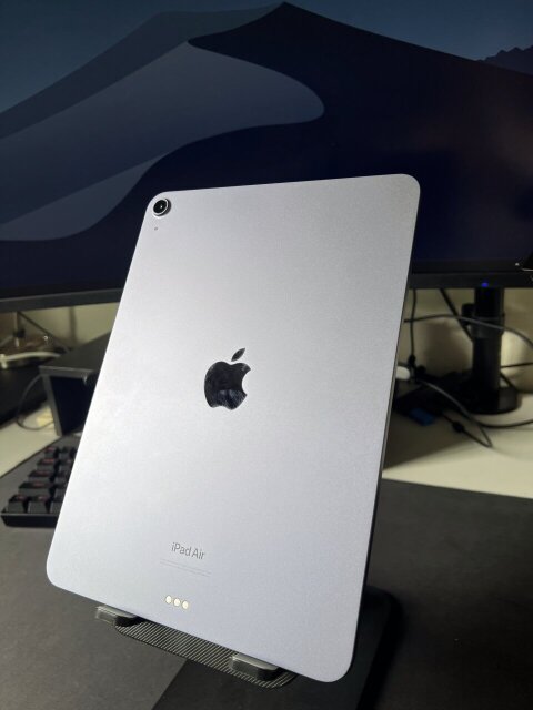 2022 IPad Air 5th Gen M1 256gb WiFi