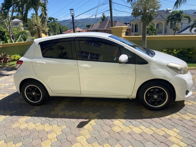 2012 Toyota Vitz 4 Cylinder