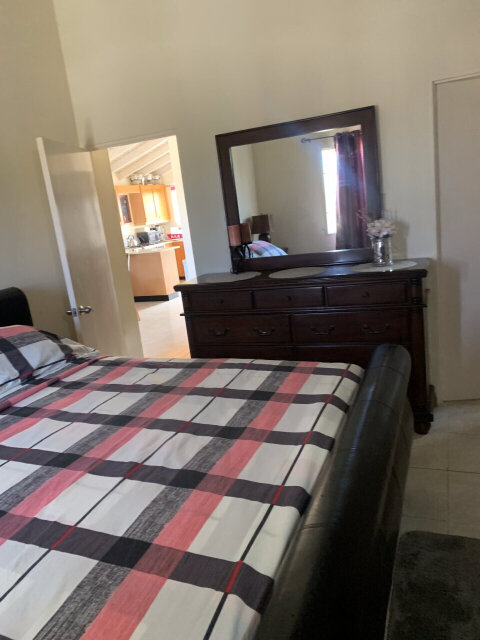 1 Bedroom Furnished