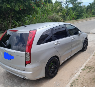 2007 Honda Stream 