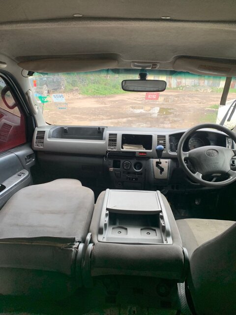 Toyota Hiace Bus 2007