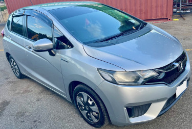 2016 HONDA FIT HYBRID