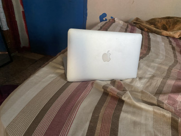 Mac Book Air Laptop For Sale