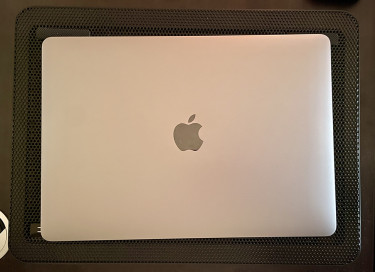 Excellent Condition Intel Macbook Air 2020